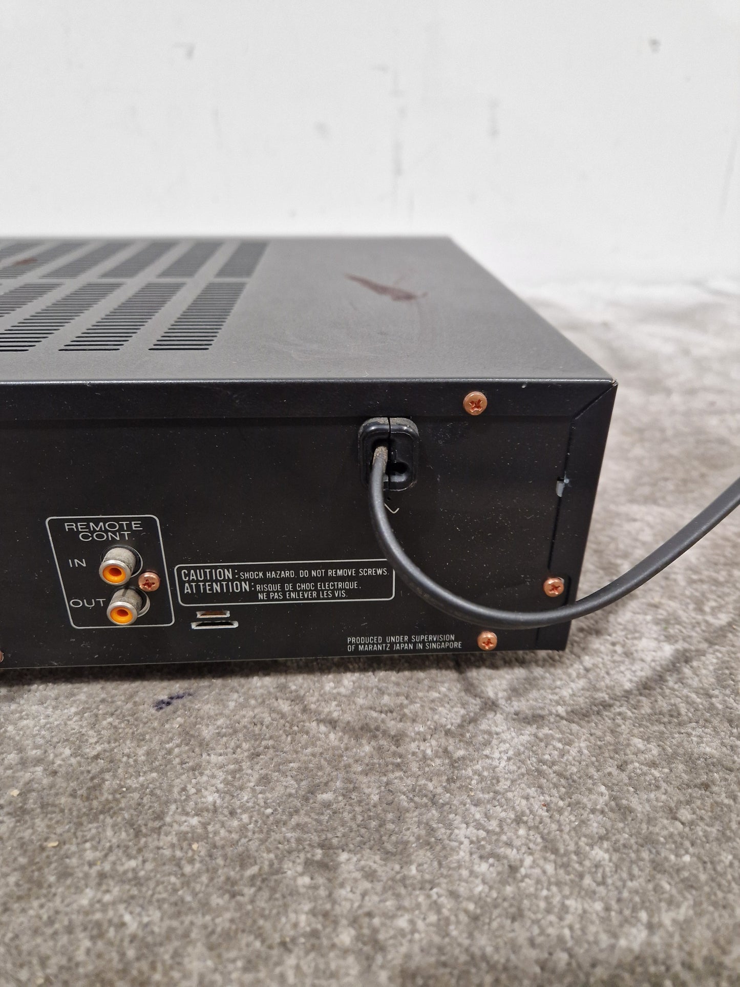 Marantz Amplifier PM- 57 - Stereo Integrated Amplifier - Good w/ Power Supply & Remote