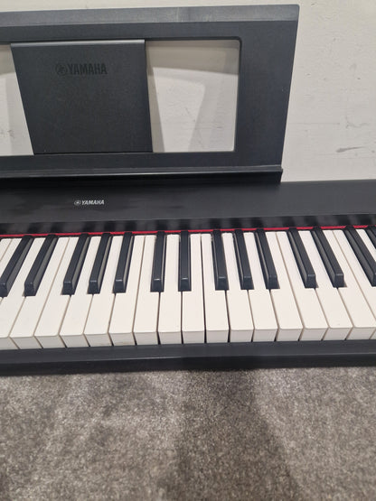 Yamaha Piaggero Keyboard NP-12B - Portable Digital Piano - Excellent w/ Original Box & Sustain Pedal