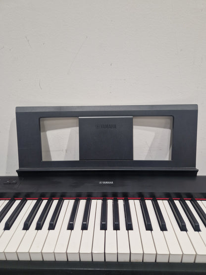 Yamaha Piaggero Keyboard NP-12B - Portable Digital Piano - Excellent w/ Original Box & Sustain Pedal