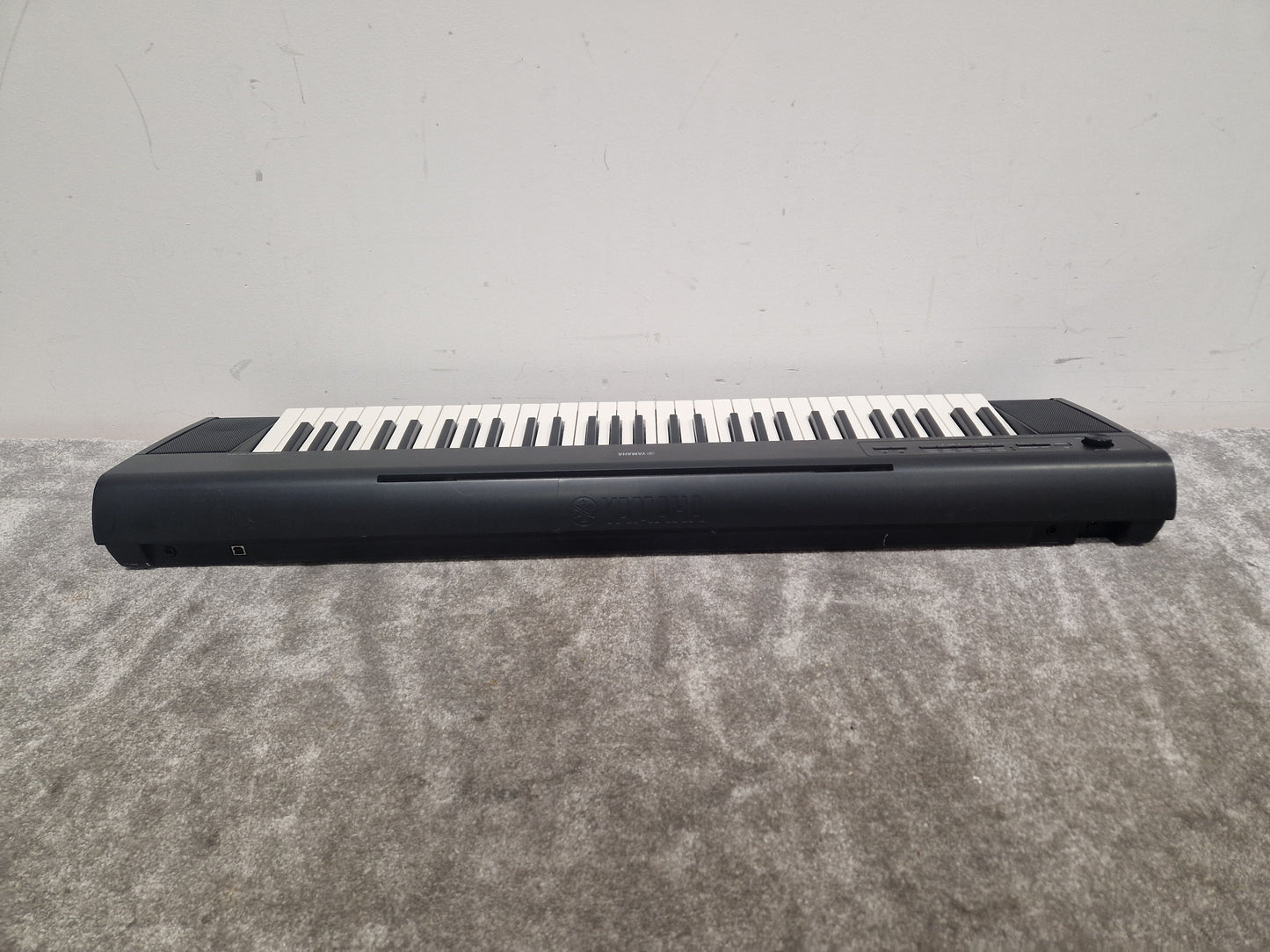 Yamaha Piaggero Keyboard NP-12B - Portable Digital Piano - Excellent w/ Original Box & Sustain Pedal