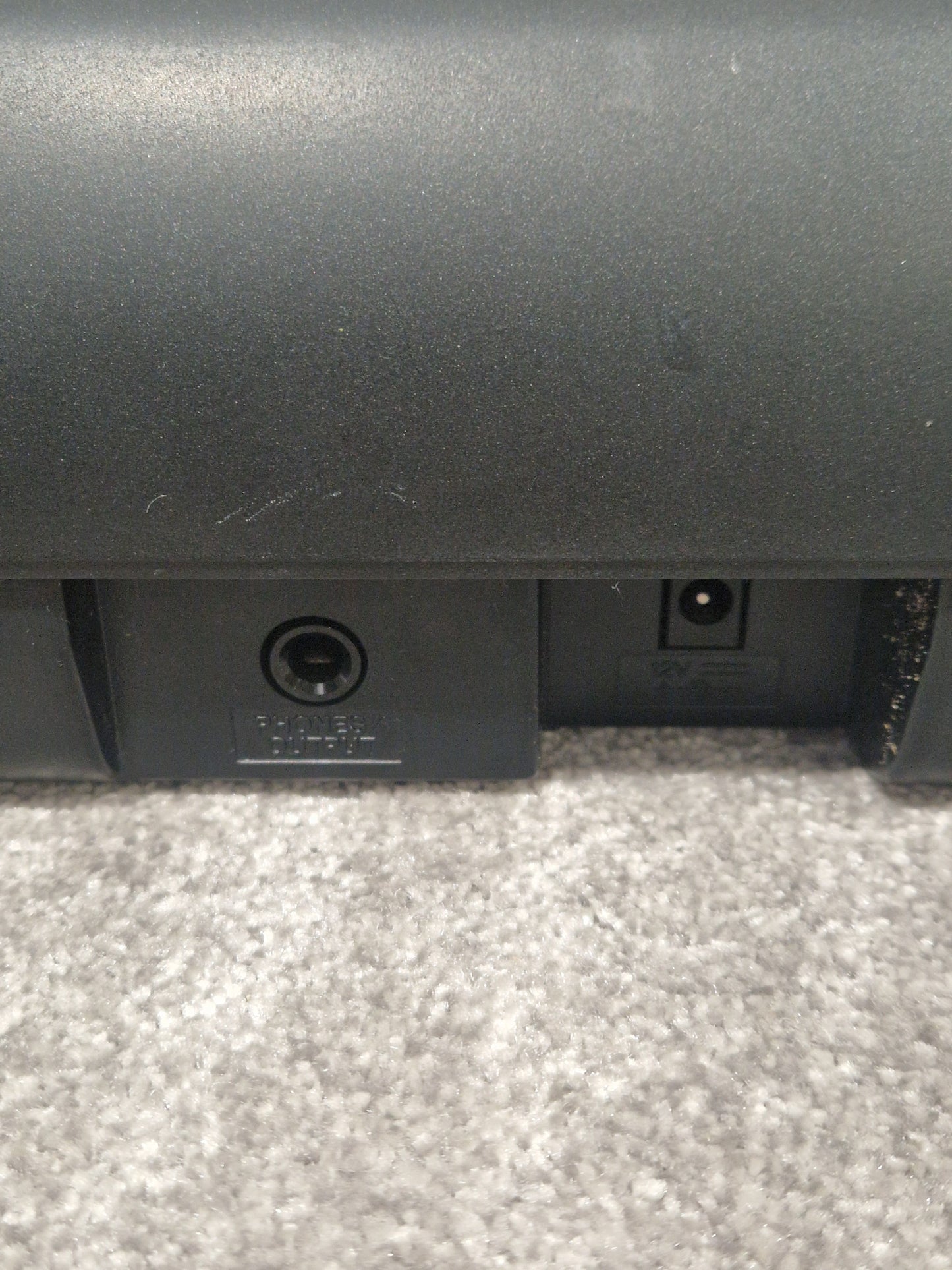 Yamaha Piaggero Keyboard NP-12B - Portable Digital Piano - Excellent w/ Original Box & Sustain Pedal