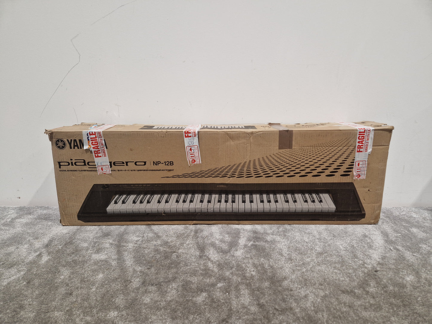 Yamaha Piaggero Keyboard NP-12B - Portable Digital Piano - Excellent w/ Original Box & Sustain Pedal