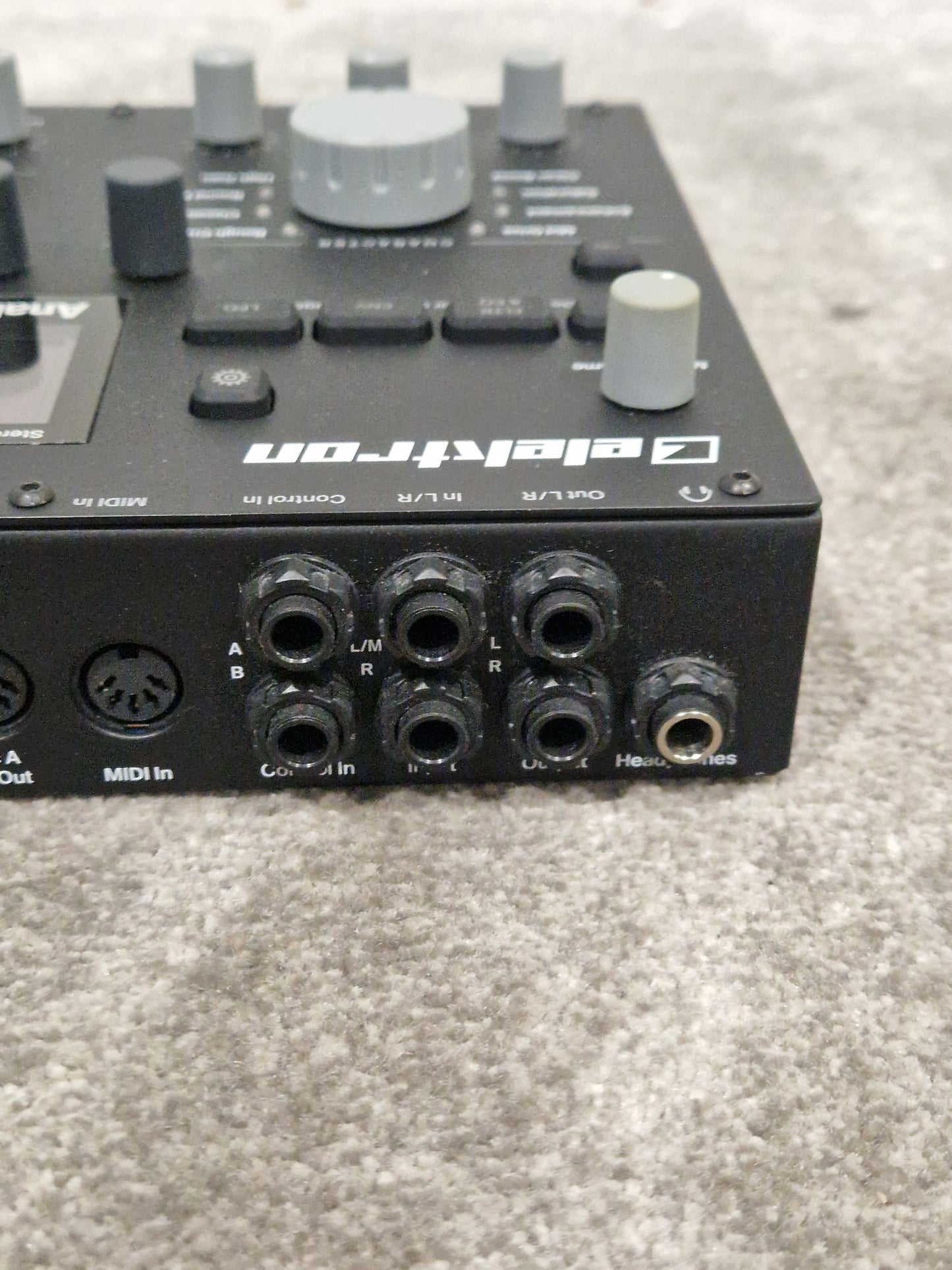 Elektron Analog Heat MKII - Stereo Analog Sound Processor - Excellent w/ Original Box & Power Supply