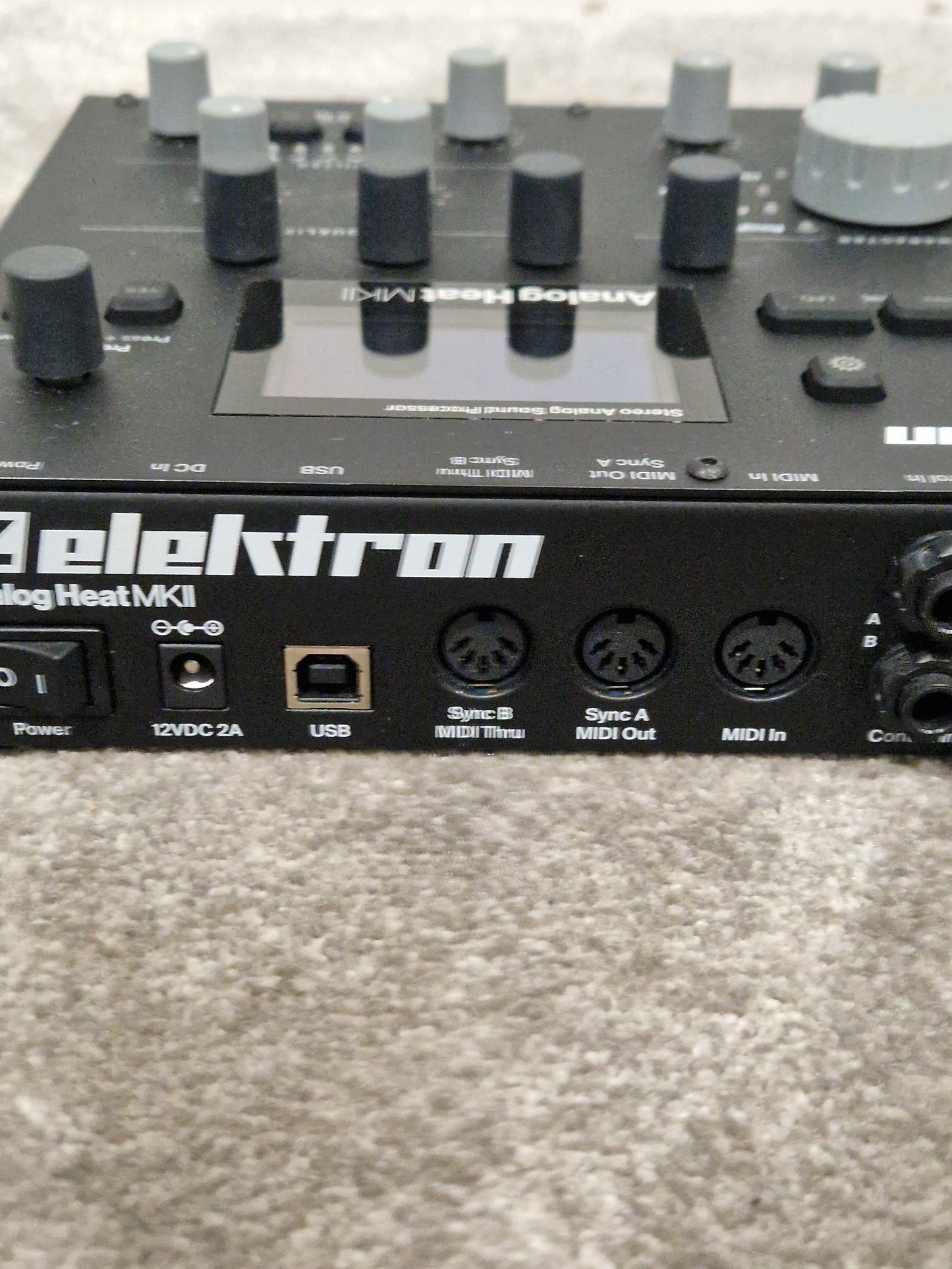 Elektron Analog Heat MKII - Stereo Analog Sound Processor - Excellent w/ Original Box & Power Supply