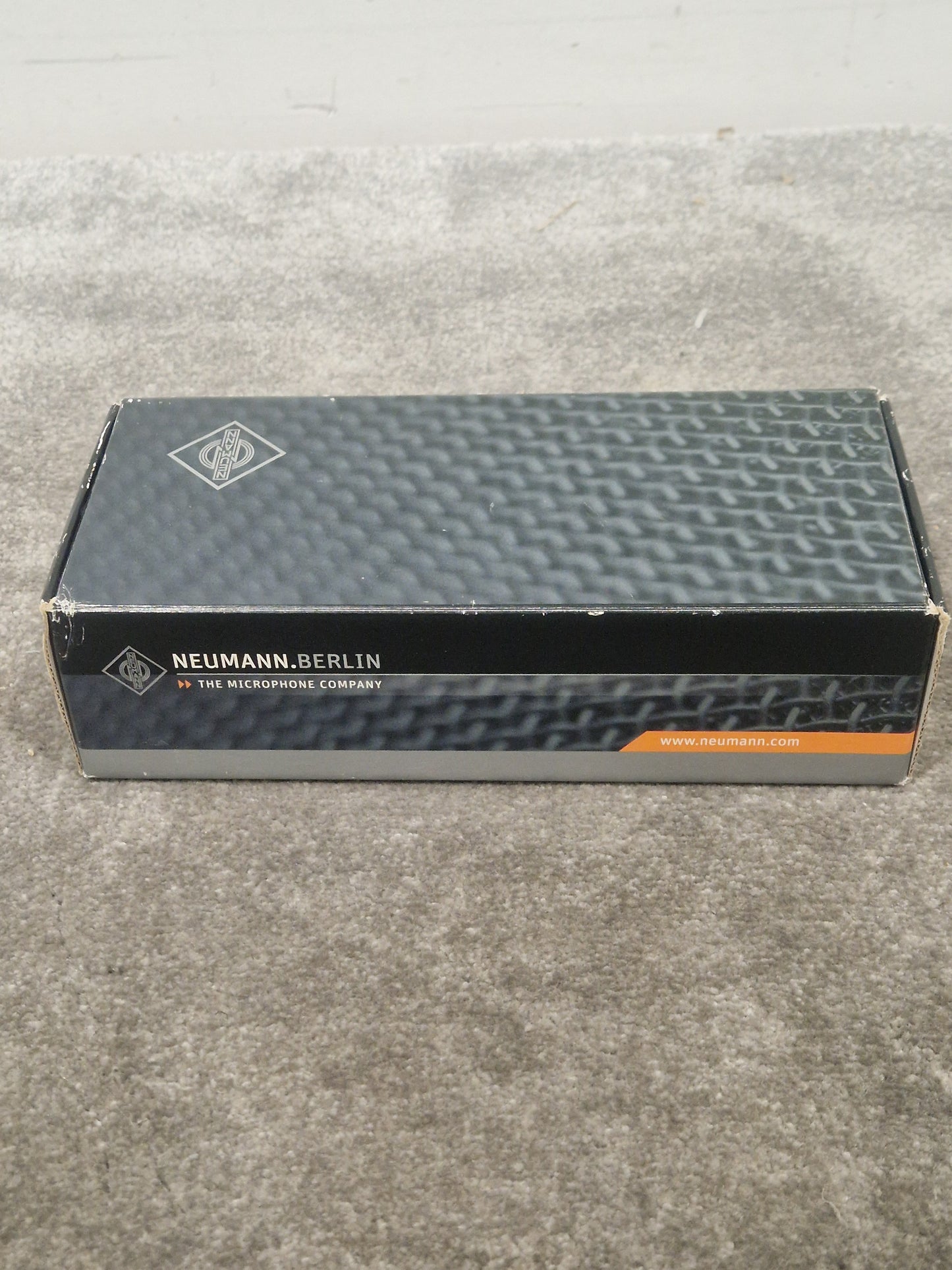 Neumann TLM-102 - Large Diaphragm Condenser Microphone - Excellent w/ Original Box