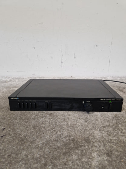 Arcam Delta 60 Stereo AMP - Audiophile Sound Quality - Very Good