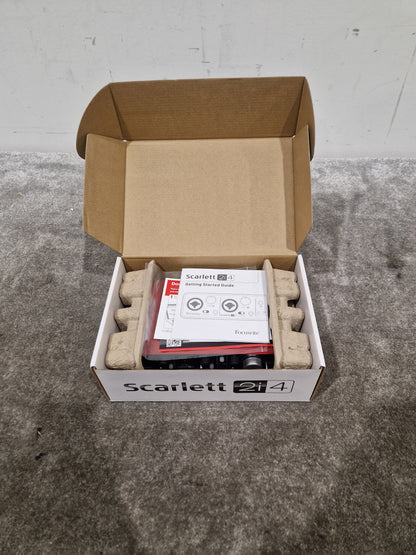 Scarlett 2I 4 - USB Audio Interface - Excellent w/ Original Box & Power Supply