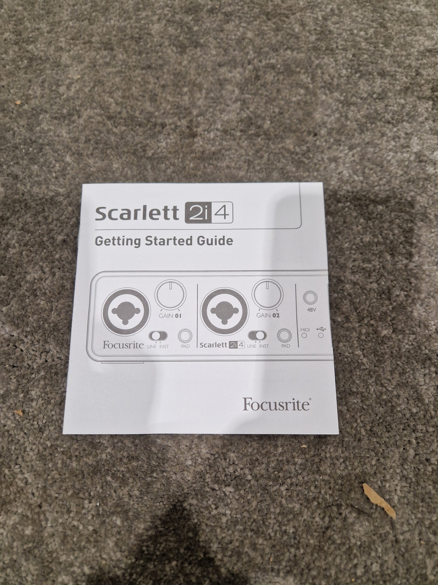 Scarlett 2I 4 - USB Audio Interface - Excellent w/ Original Box & Power Supply