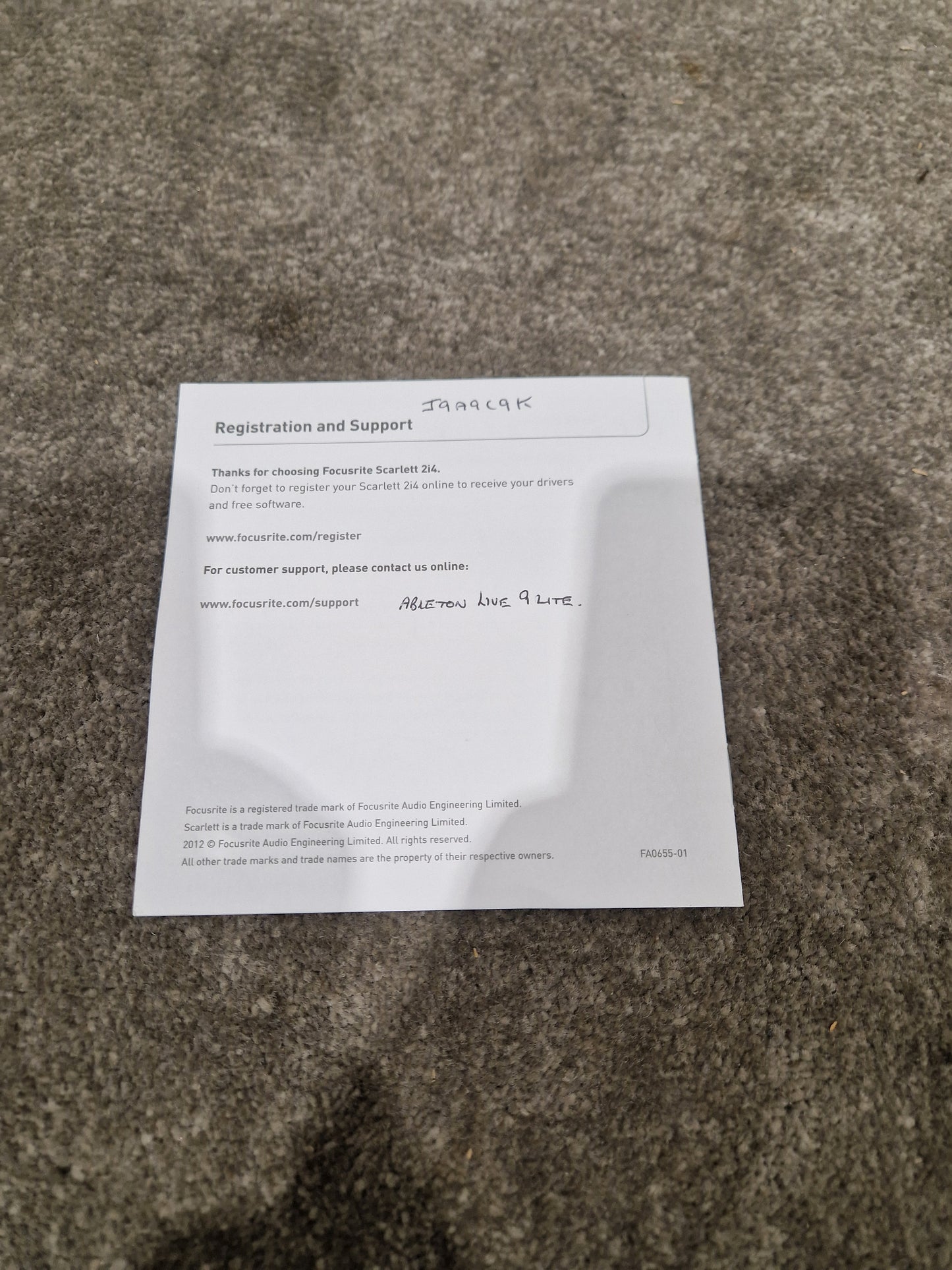 Scarlett 2I 4 - USB Audio Interface - Excellent w/ Original Box & Power Supply