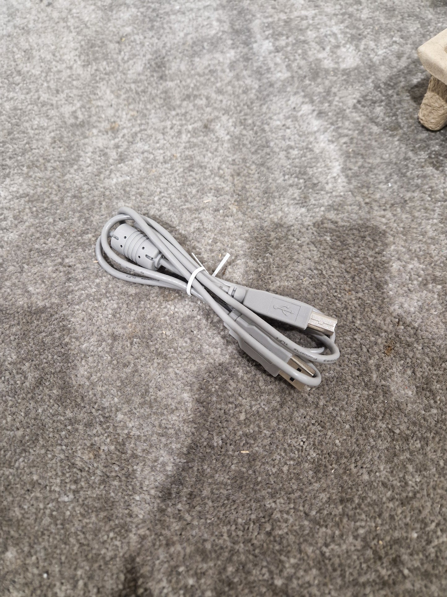 Scarlett 2I 4 - USB Audio Interface - Excellent w/ Original Box & Power Supply