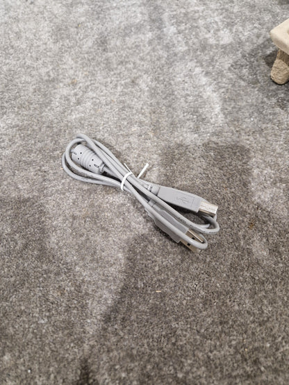 Scarlett 2I 4 - USB Audio Interface - Excellent w/ Original Box & Power Supply