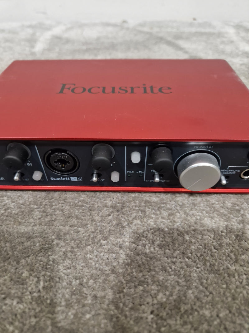 Scarlett 2I 4 - USB Audio Interface - Excellent w/ Original Box & Power Supply - Image 8