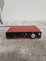 Scarlett 2I 4 - USB Audio Interface - Excellent w/ Original Box & Power Supply - Image 4