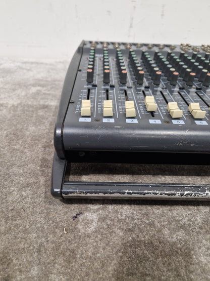 Yamaha EMX 2000 - 200W Powered Mixer - Spares or Repair