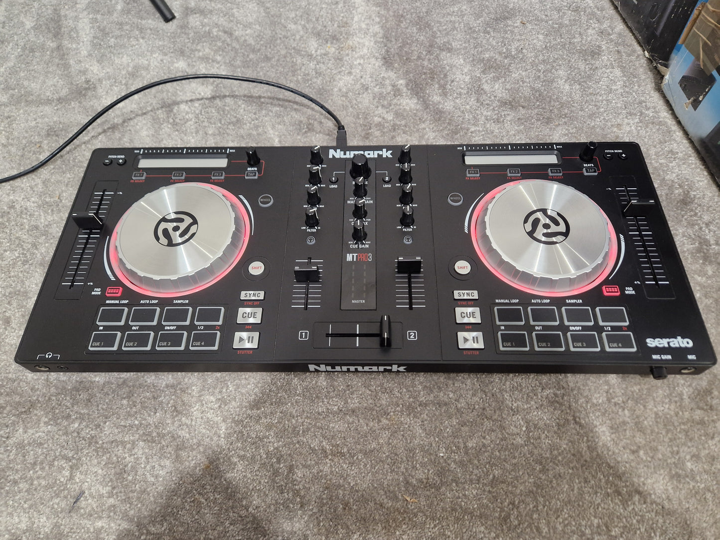 Numark Mixtrack Pro 3 ALL-IN-ONE Controller - DJ Performance Controller - Excellent w/ Hard Case