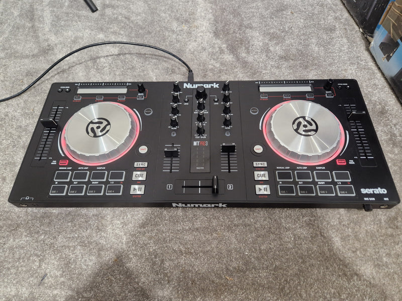 Numark Mixtrack Pro 3 ALL-IN-ONE Controller - DJ Performance Controller - Excellent w/ Hard Case - Image 14