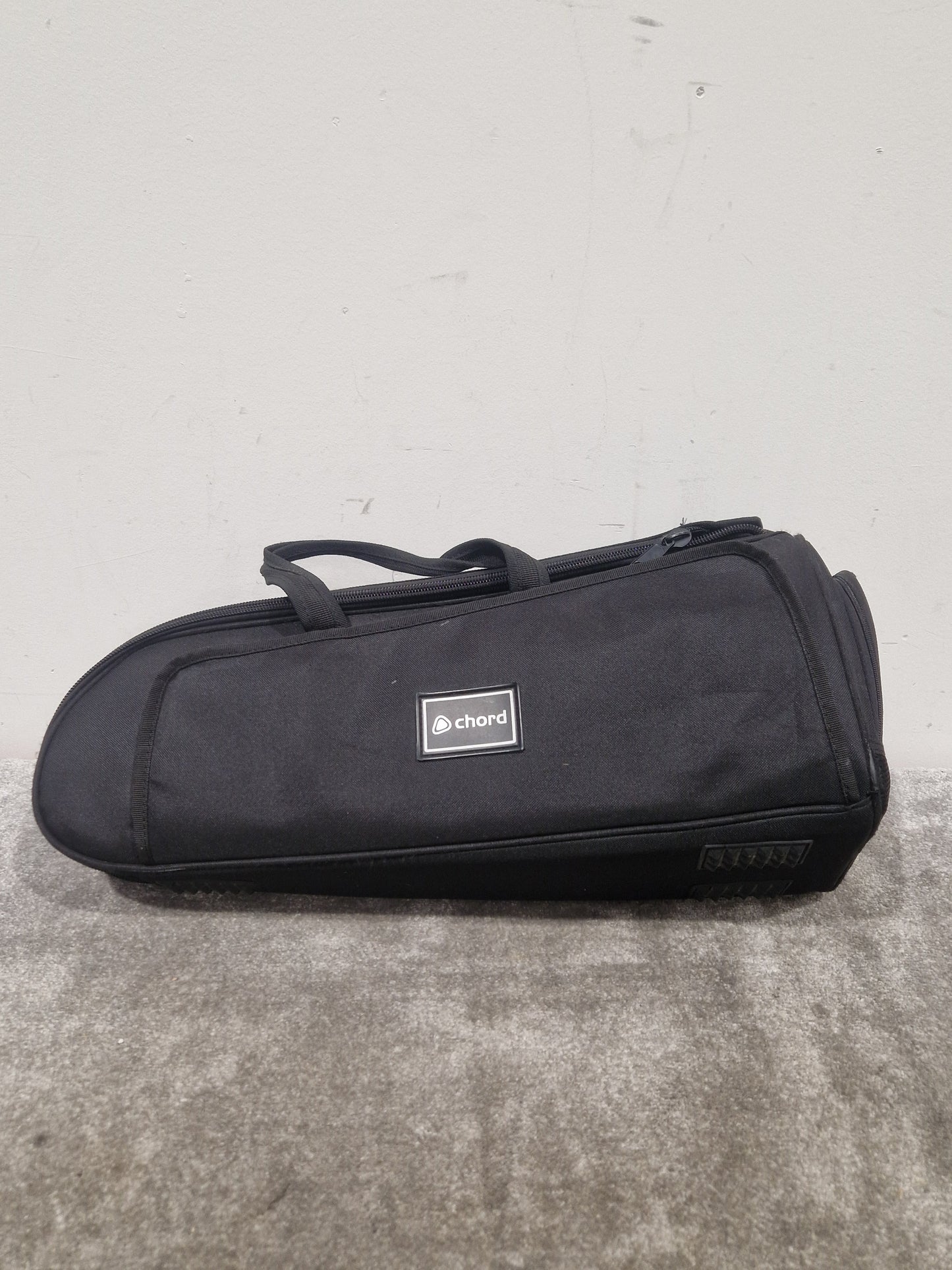 Corton Amati 776467 – Classic Brass Trumpet – Good w/ Chord Soft Case & Trumpet Study Books