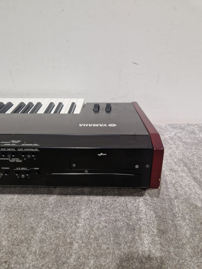 Yamaha S90ES - 88-Key Stage Synthesizer - Very Good w/ Power Supply