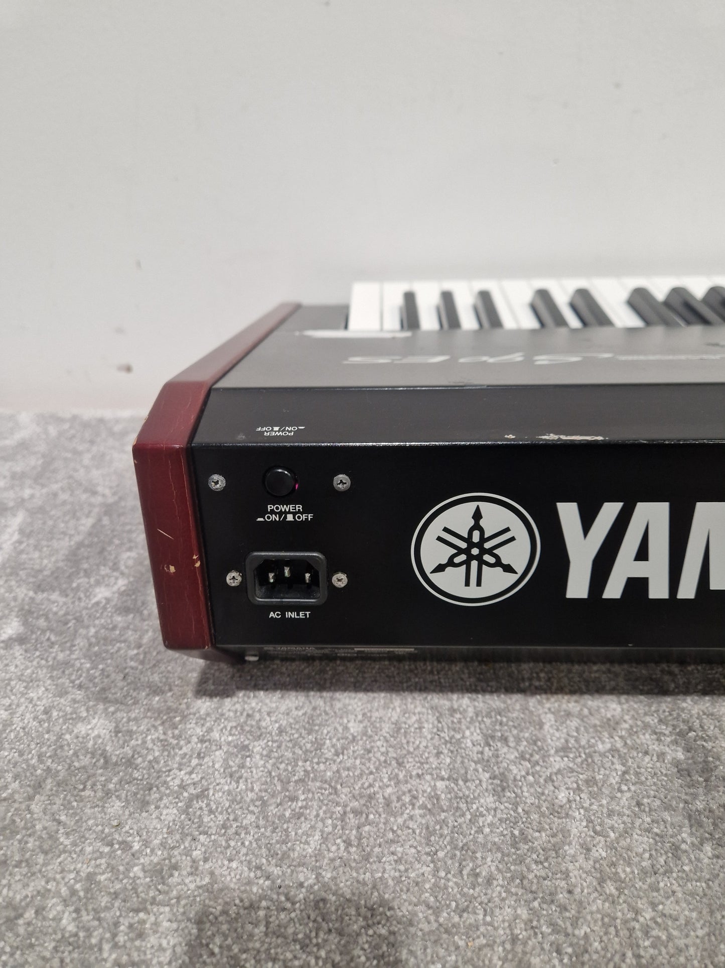 Yamaha S90ES - 88-Key Stage Synthesizer - Very Good w/ Power Supply
