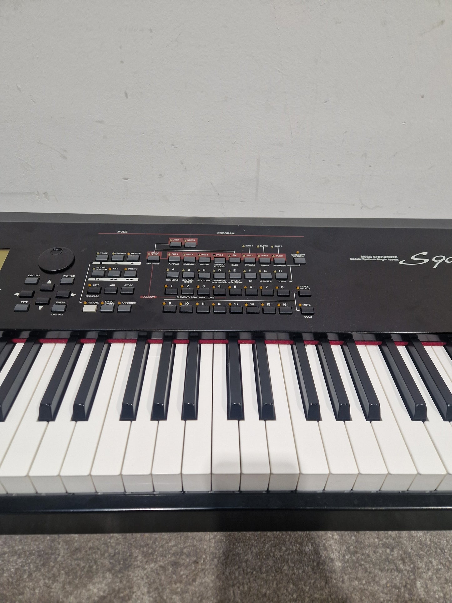 Yamaha S90ES - 88-Key Synthesizer - Fair w/ Power Supply