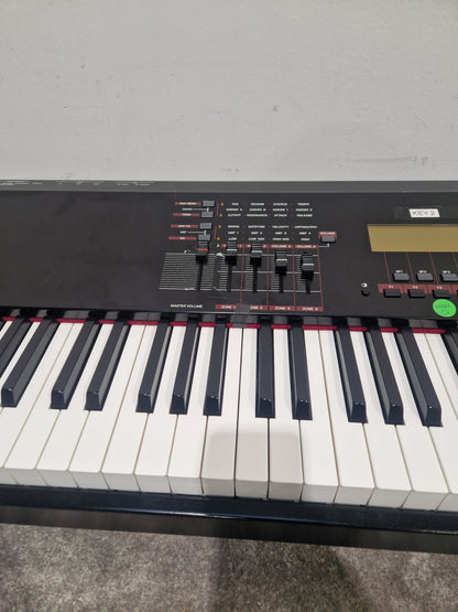 Yamaha S90ES - 88-Key Synthesizer - Fair w/ Power Supply