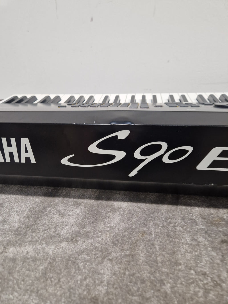 Yamaha S90ES - 88-Key Synthesizer - Spares or Repair - Image 7
