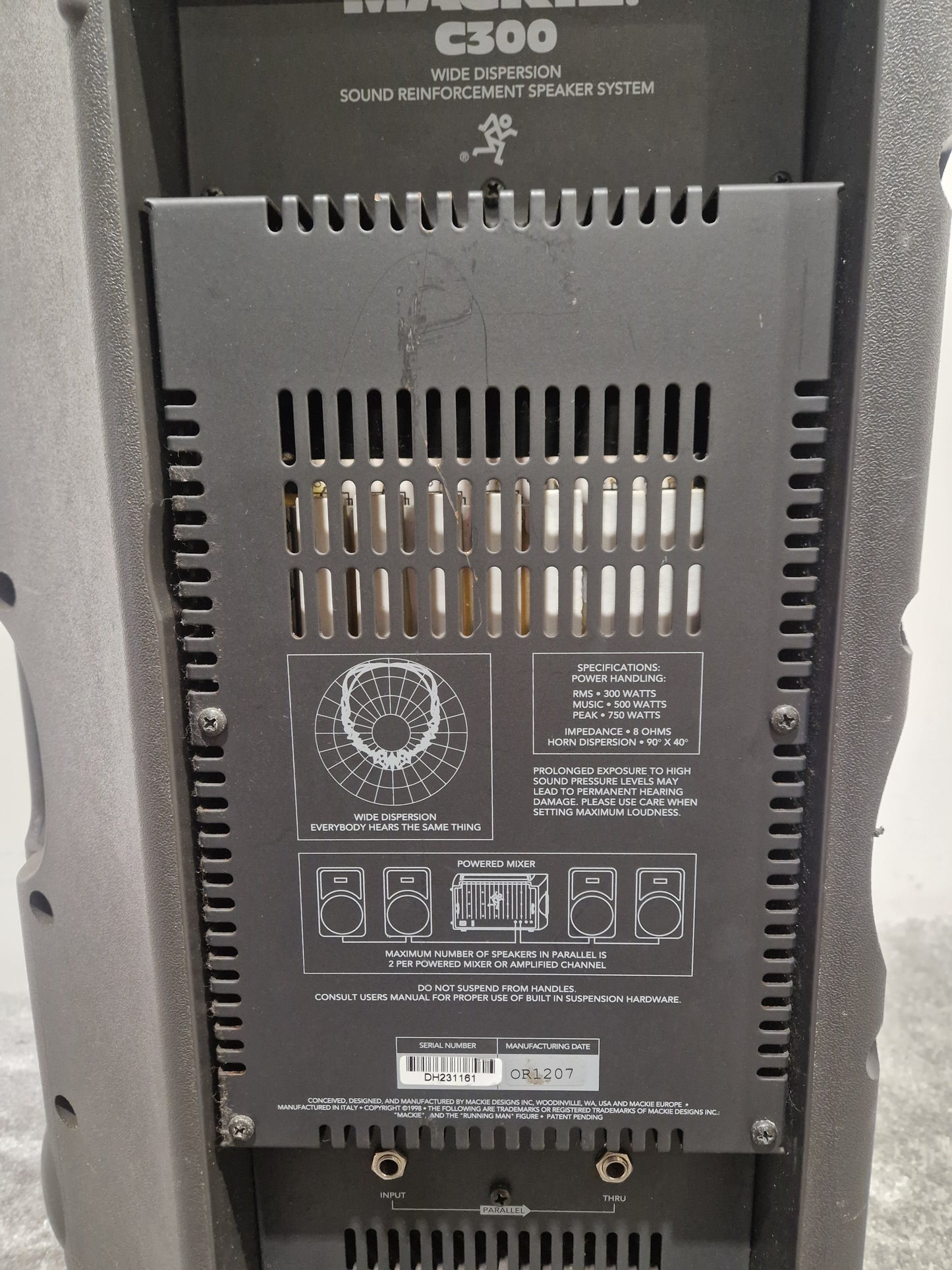 Mackie C300 PA Speaker - 400W Passive Loudspeaker - Very Good