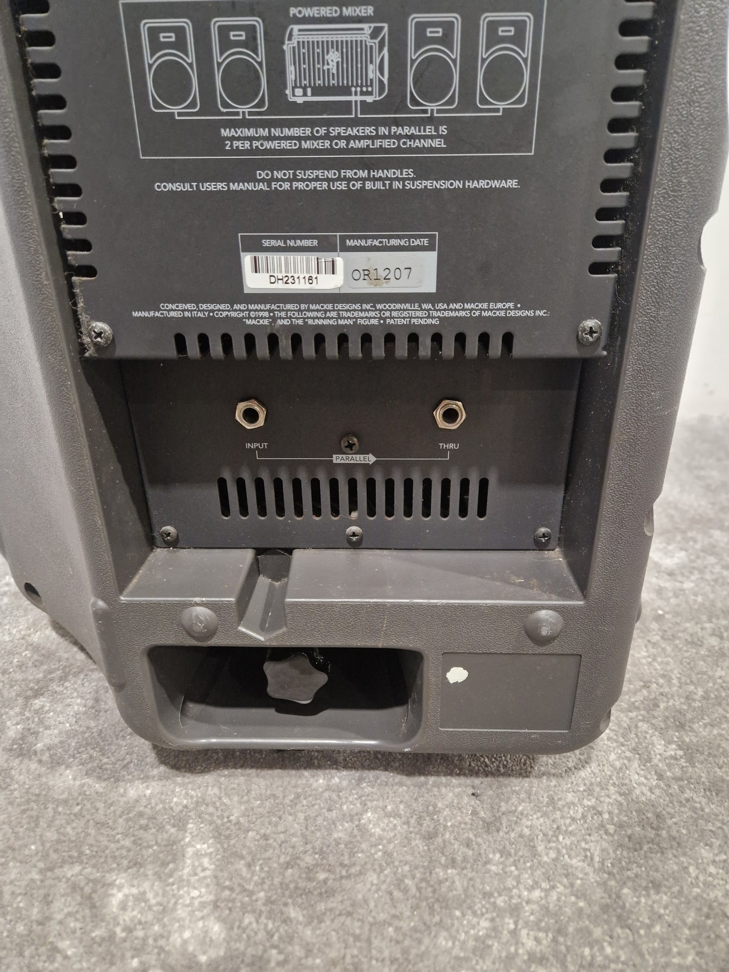 Mackie C300 PA Speaker - 400W Passive Loudspeaker - Very Good