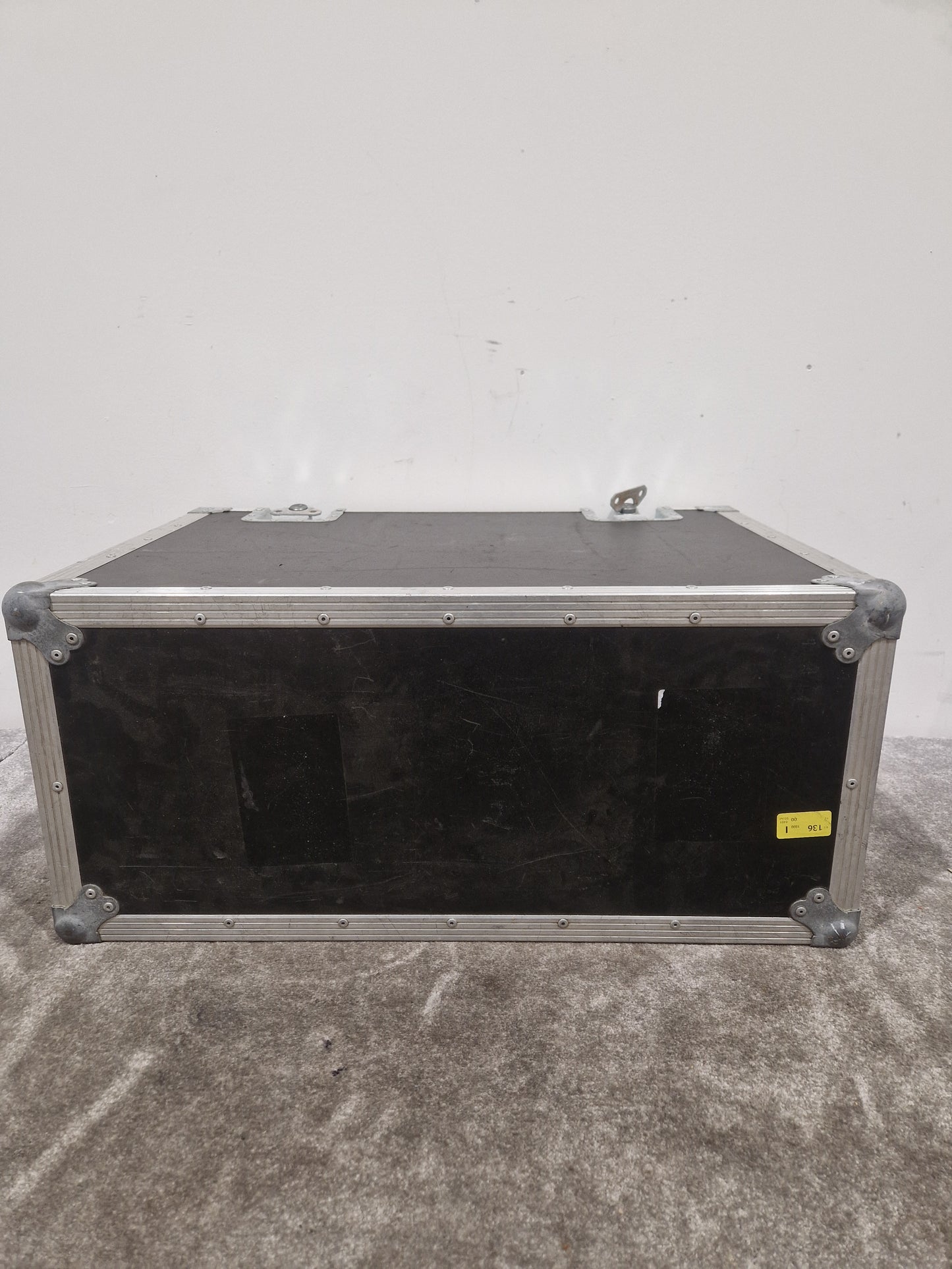 Boss Wheel ON Flight Case, Internal Foam Protection - Durable Transport Solution - Good