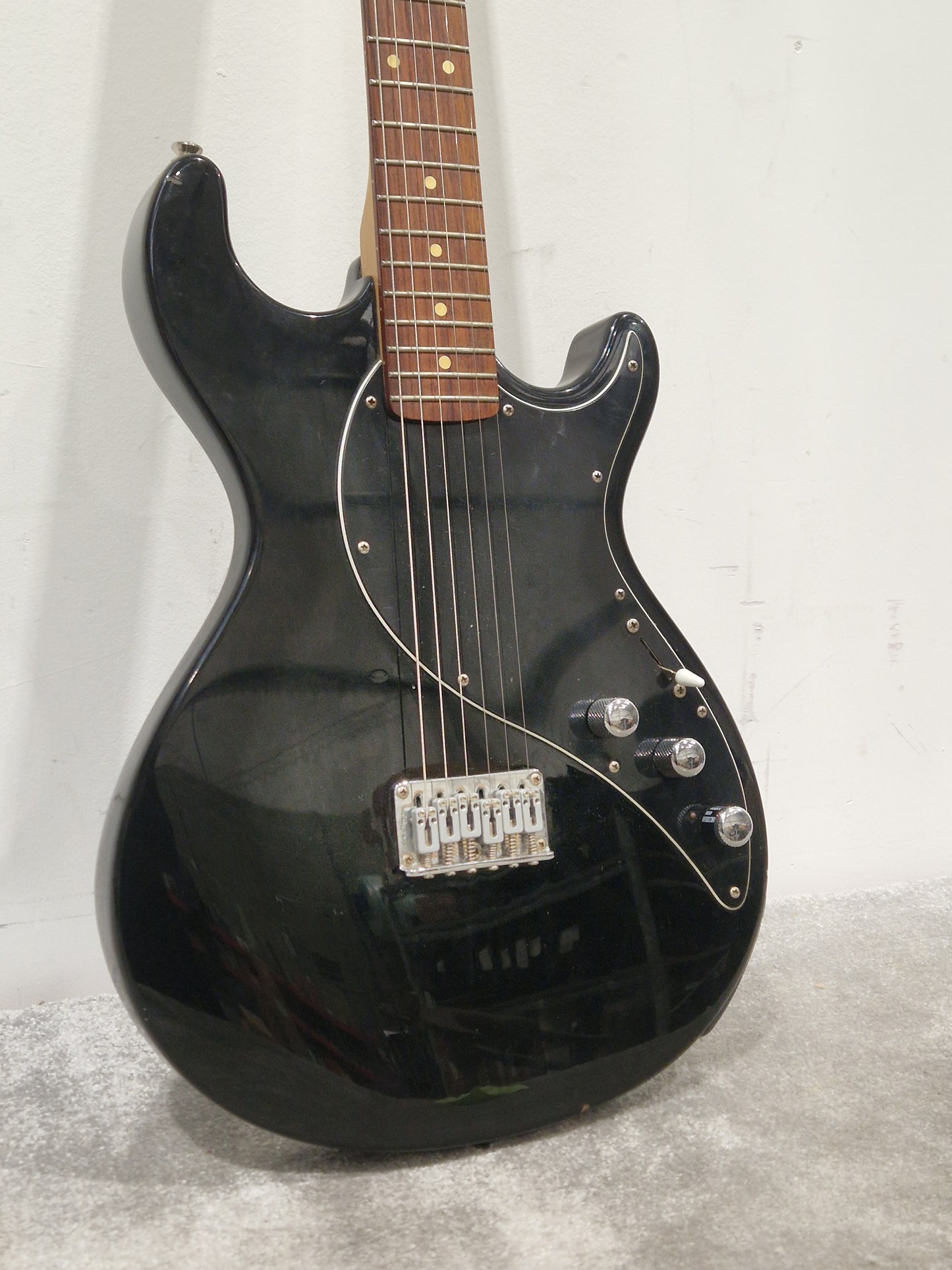 Line 6 Variax Guitar - Modeling Electric - Spares or Repair