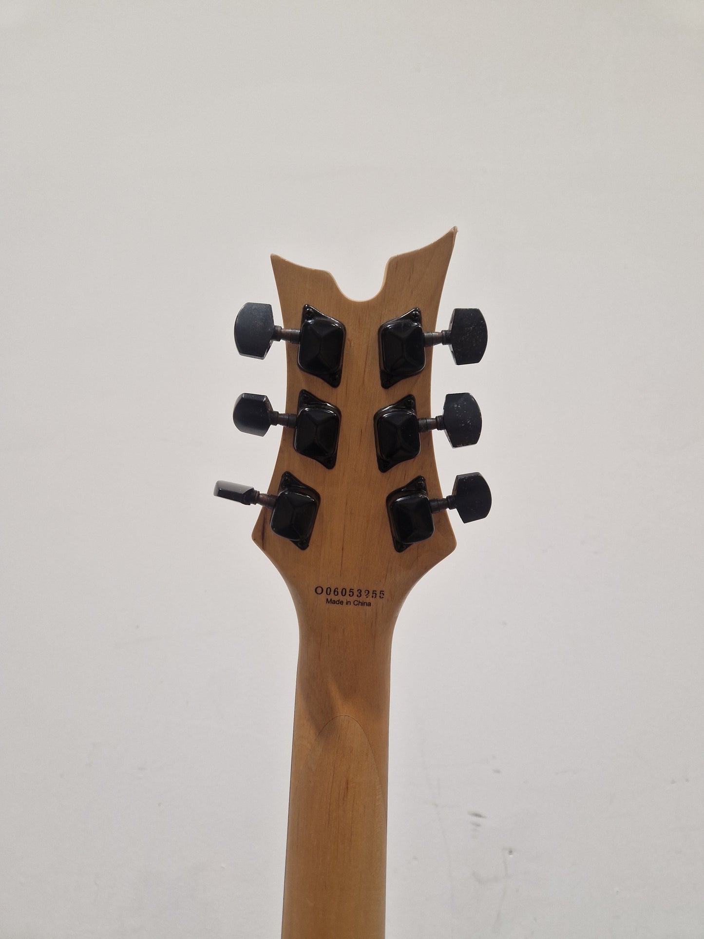 Dean Vendetta Black - Solid Body Electric Guitar - Very Good w/ New Strings