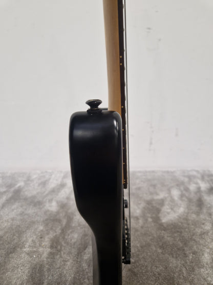 Dean Vendetta Black - Solid Body Electric Guitar - Very Good w/ New Strings