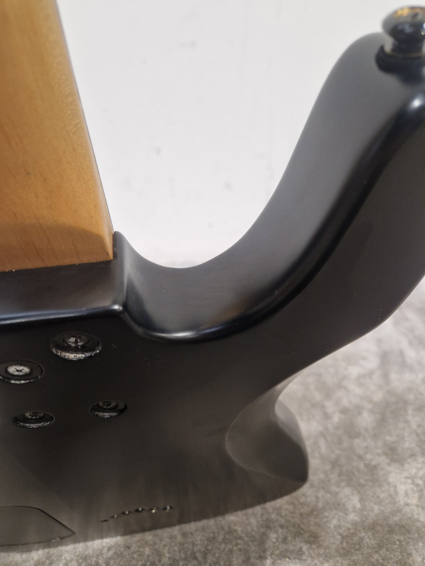 Dean Vendetta Black - Solid Body Electric Guitar - Very Good w/ New Strings