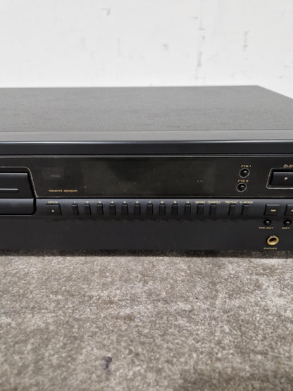 Marantz CD-52 MkII - CD Player - Spares or Repair w/ Power Supply & Remote