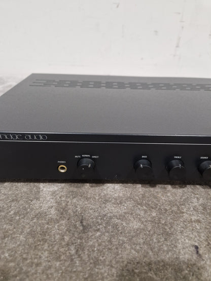 Cambridge Audio P70 Integrated Amlifier - High-Performance Audio - Excellent w/ Power Supply