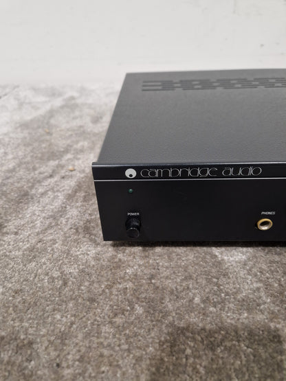 Cambridge Audio P70 Integrated Amlifier - High-Performance Audio - Excellent w/ Power Supply