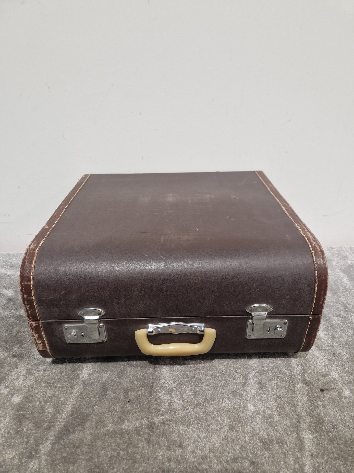 Parrot Accordion 1407 48 Bass 34 Key - Compact Design - Excellent w/ Hard Case