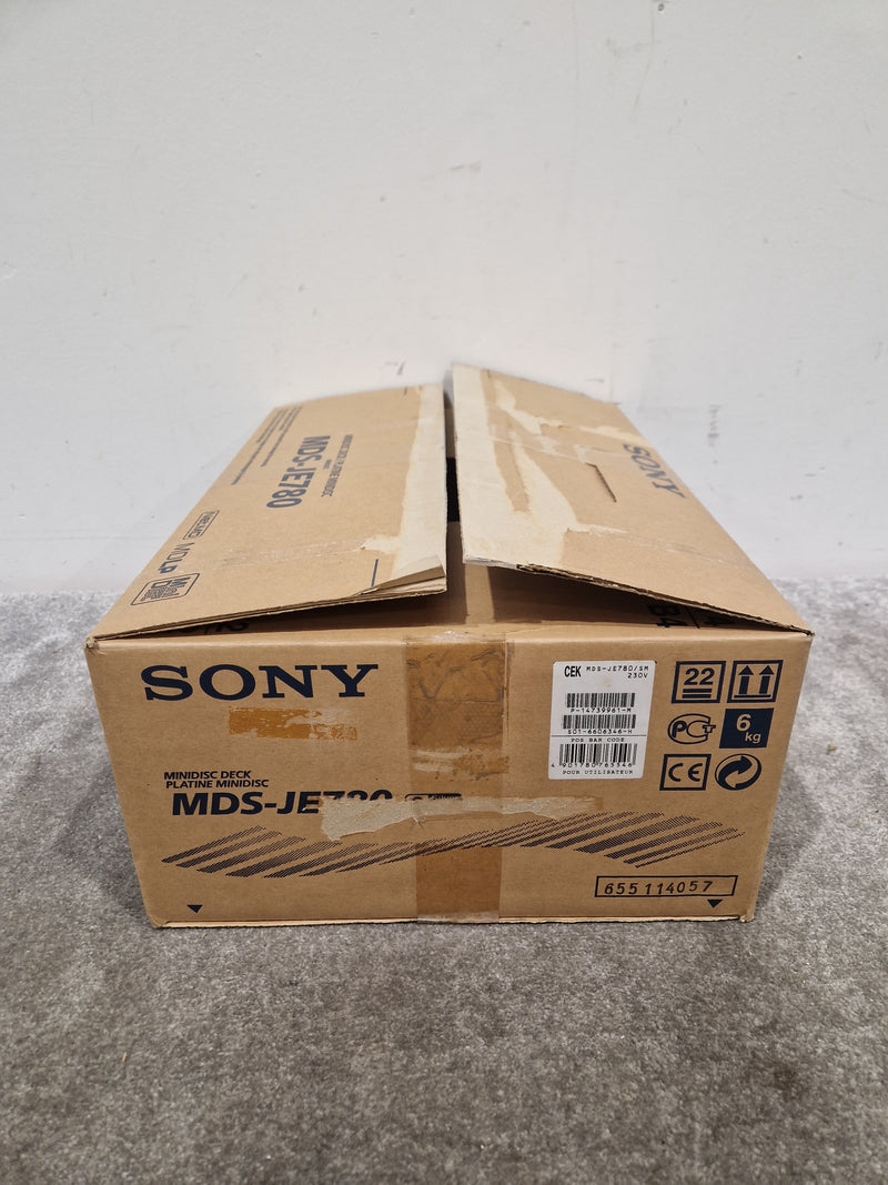 Sony MDS-JE780 - Minidisc Recorder - Spares or Repair w/ Original Box & Remote - Image 3