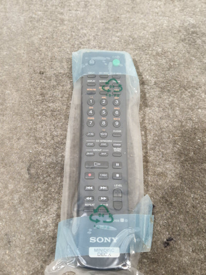 Sony MDS-JE780 - Minidisc Recorder - Spares or Repair w/ Original Box & Remote