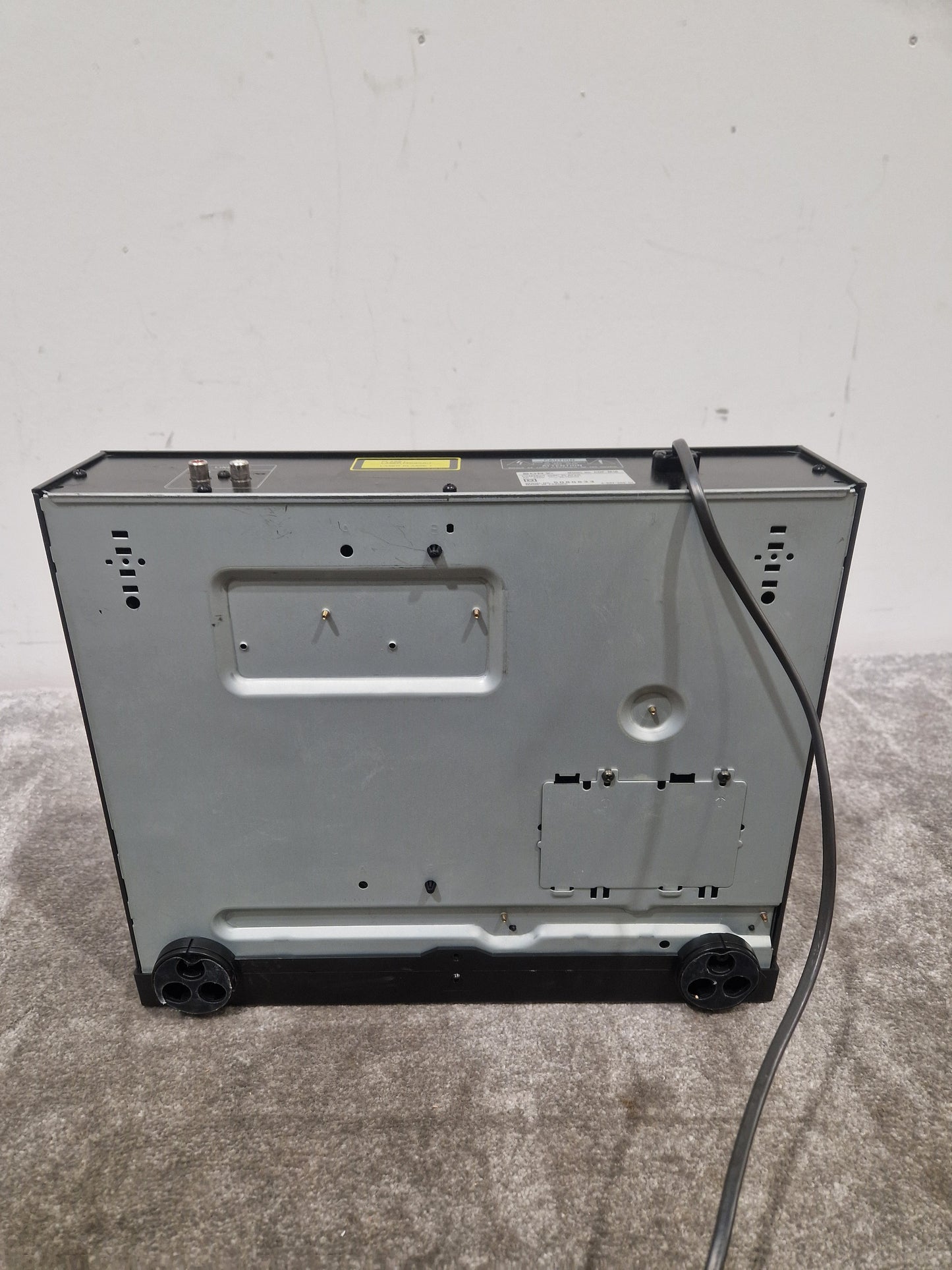 Sony CDP-M18 - Compact Disc Player - Excellent w/ Power Supply