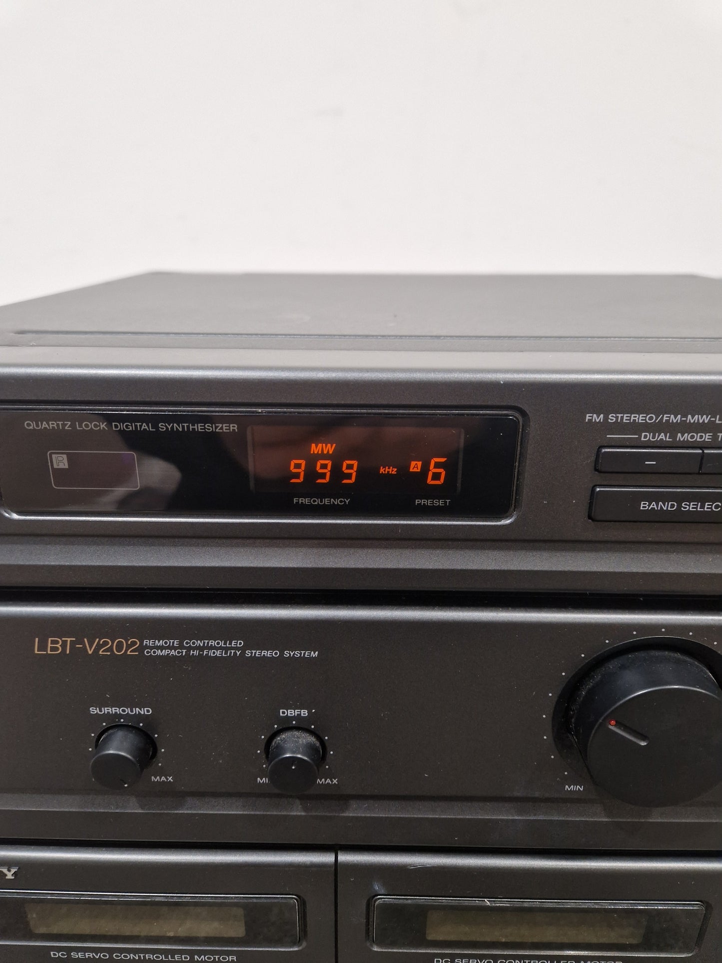 Sony LBT-V202 Stereo System - Classic Audio Setup - Fair (Read Description)