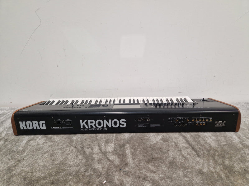 Korg Kronos 2 73 - Advanced Synth Workstation - Very Good w/ Power Supply, Manual, CDs - Image 11