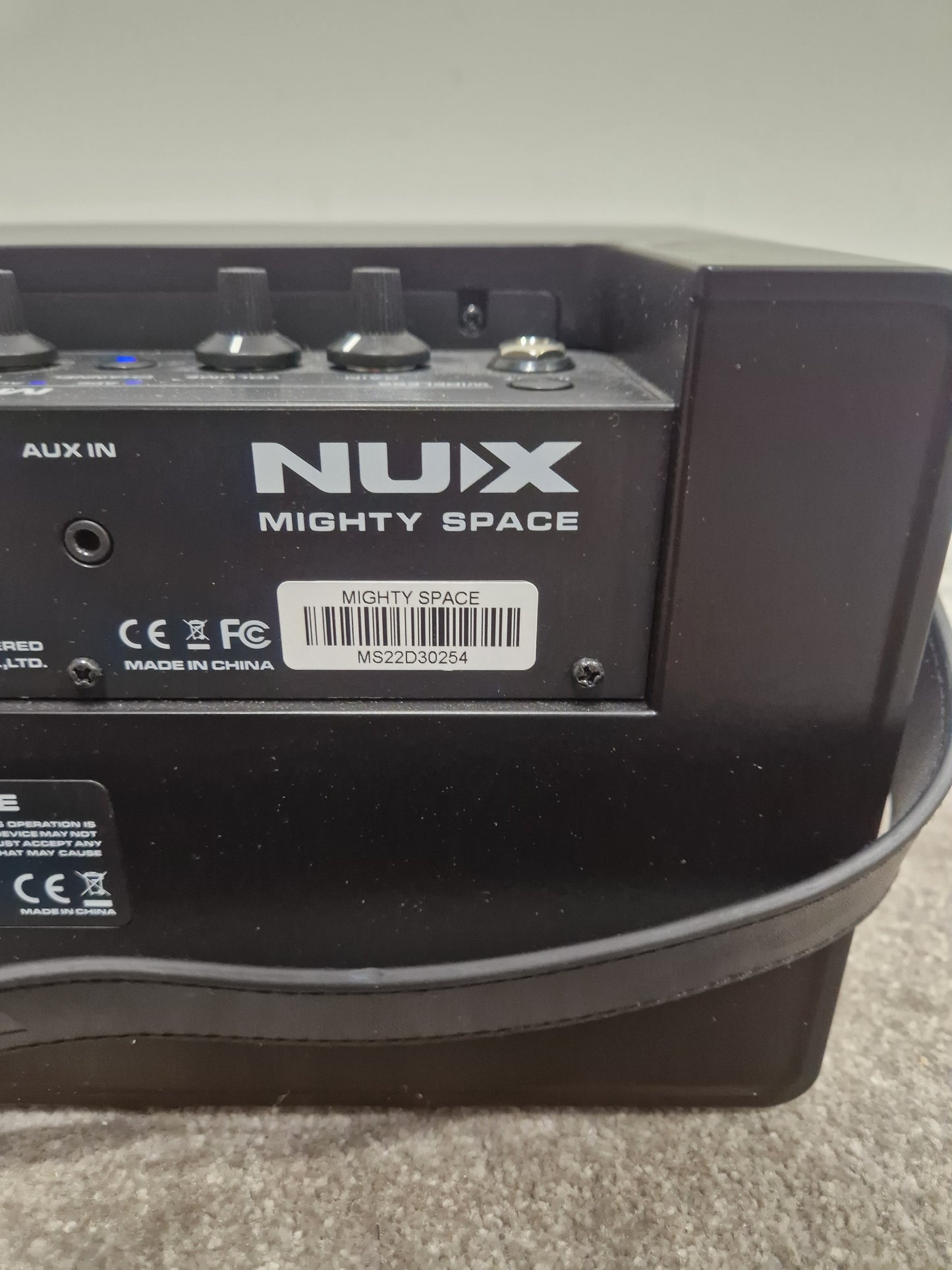 NUX Mighty Space Practice AMP - Portable Bluetooth Capability - Excellent w/ Original Box & Power Supply