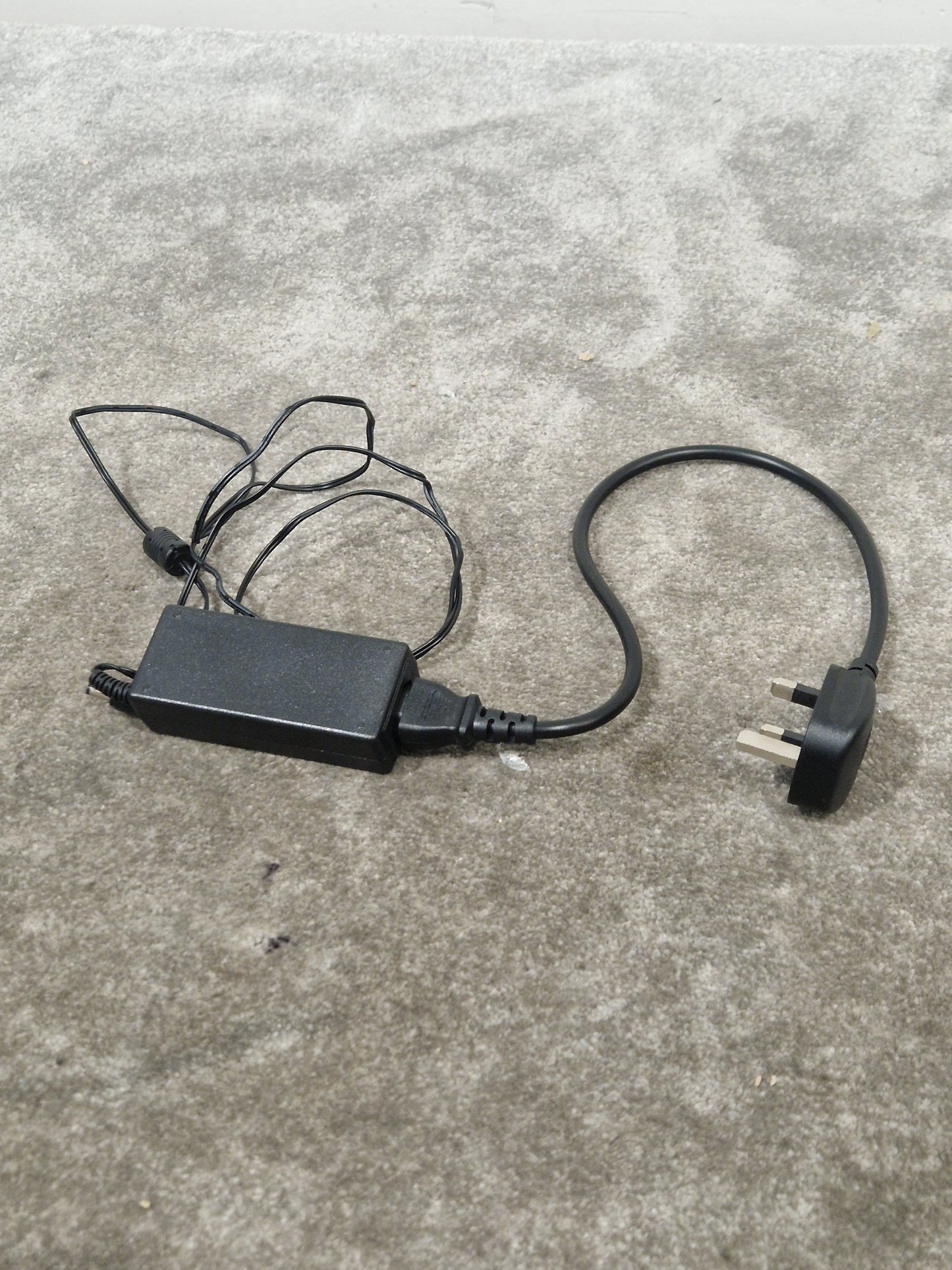 NUX Mighty Space Practice AMP - Portable Bluetooth Capability - Excellent w/ Original Box & Power Supply