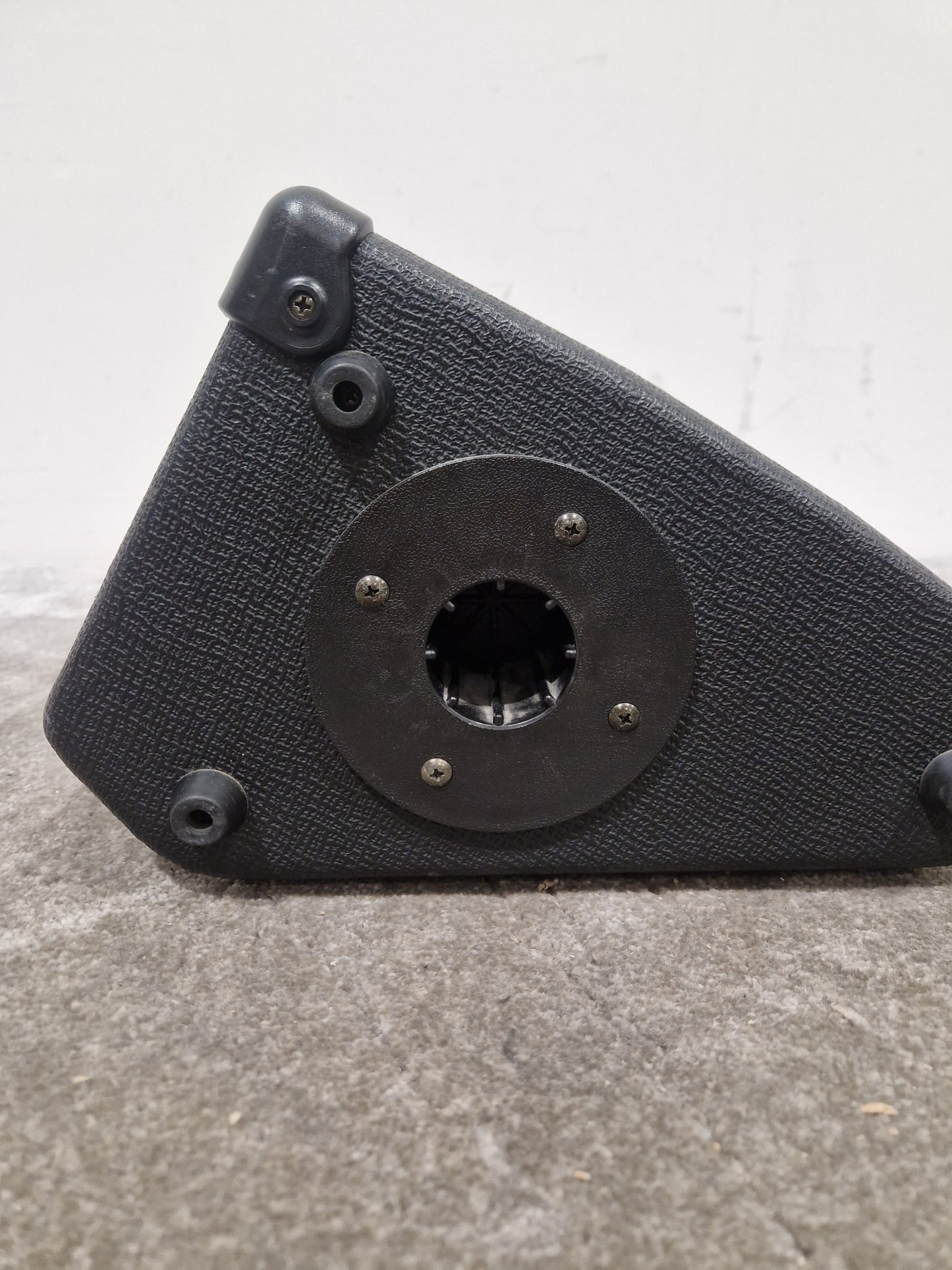 Artec PMD3-8 Amplifier - Compact Portable Design - Very Good w/ Power Supply