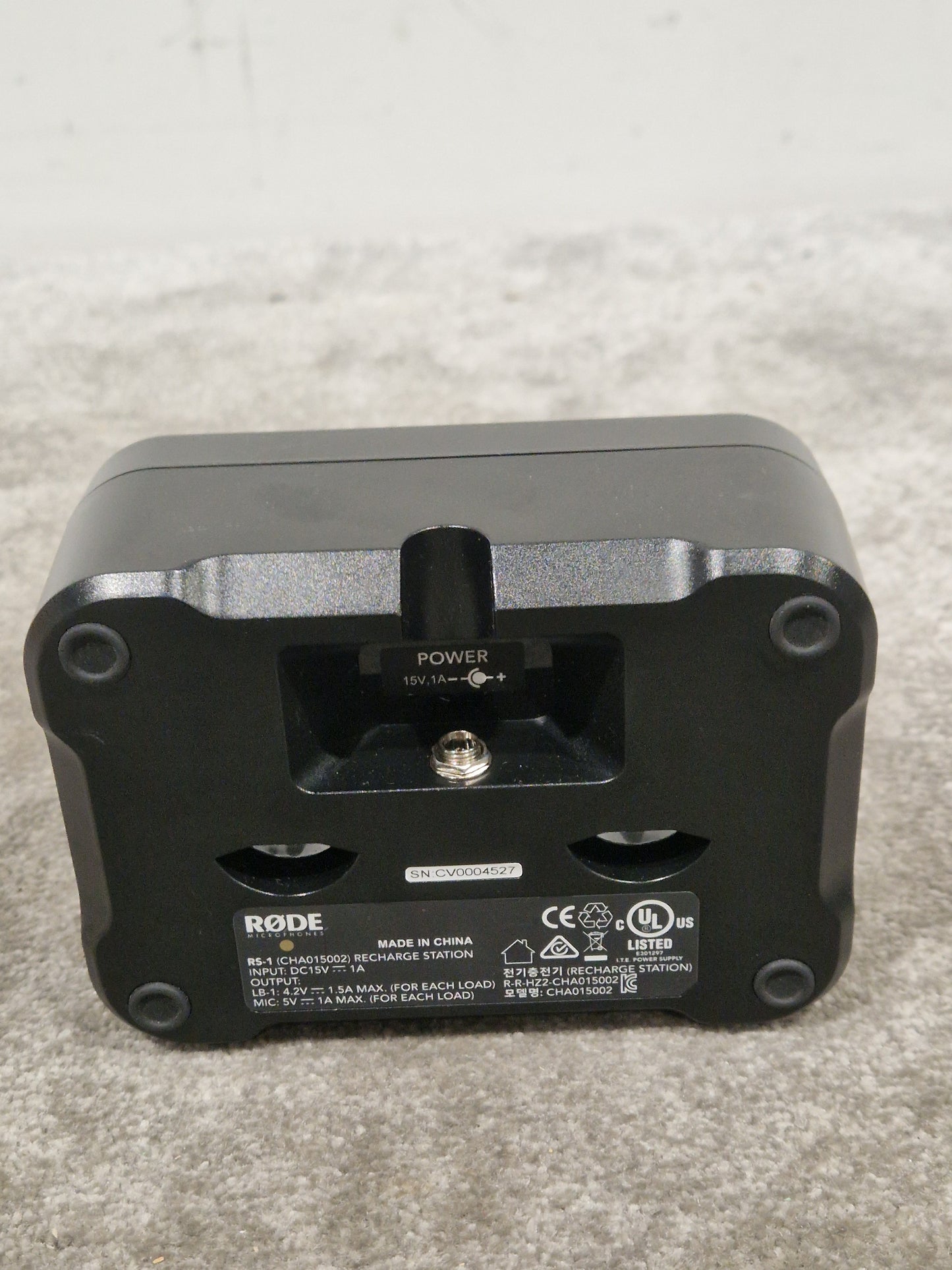 Rode Link TX-M2 Microphone Pair - Wireless Digital System - Excellent w/ Battery Packs & Recharge Hub