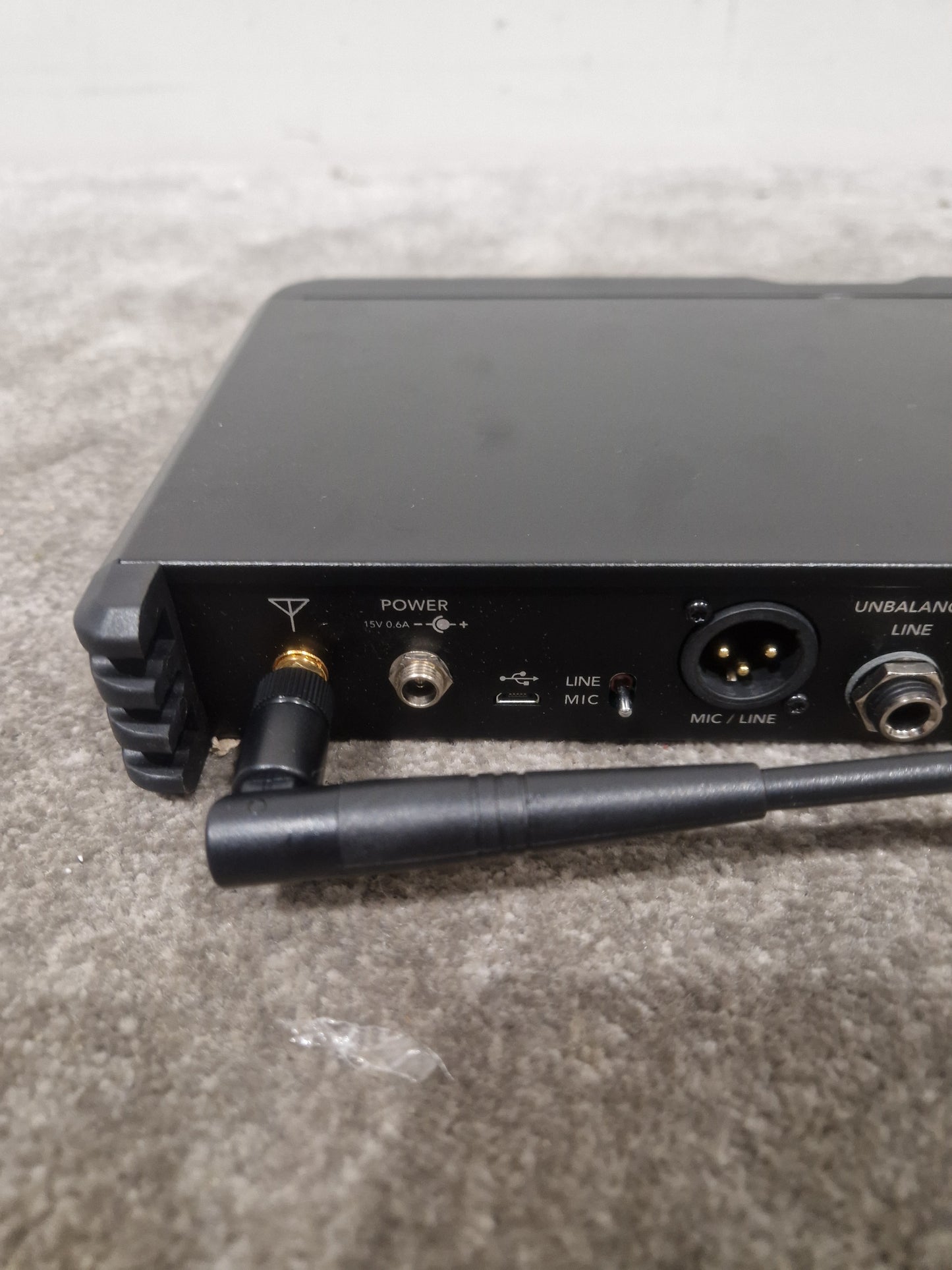 Rodelink RX-DT Transmitter - Wireless Audio System - Excellent w/ Power Supply & Antennae