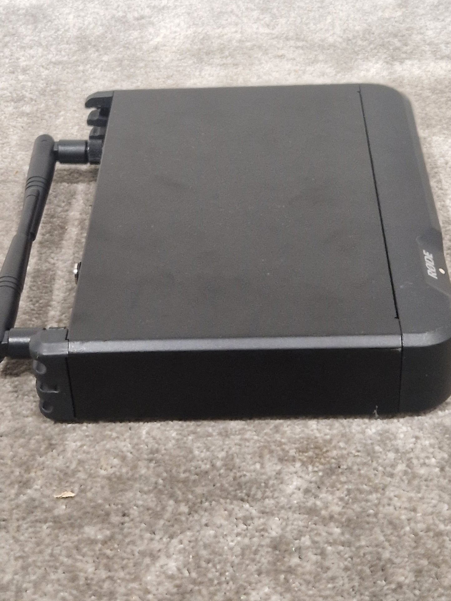 Rodelink RX-DT Transmitter - Professional Audio Transmitter - Good w/ Power Supply