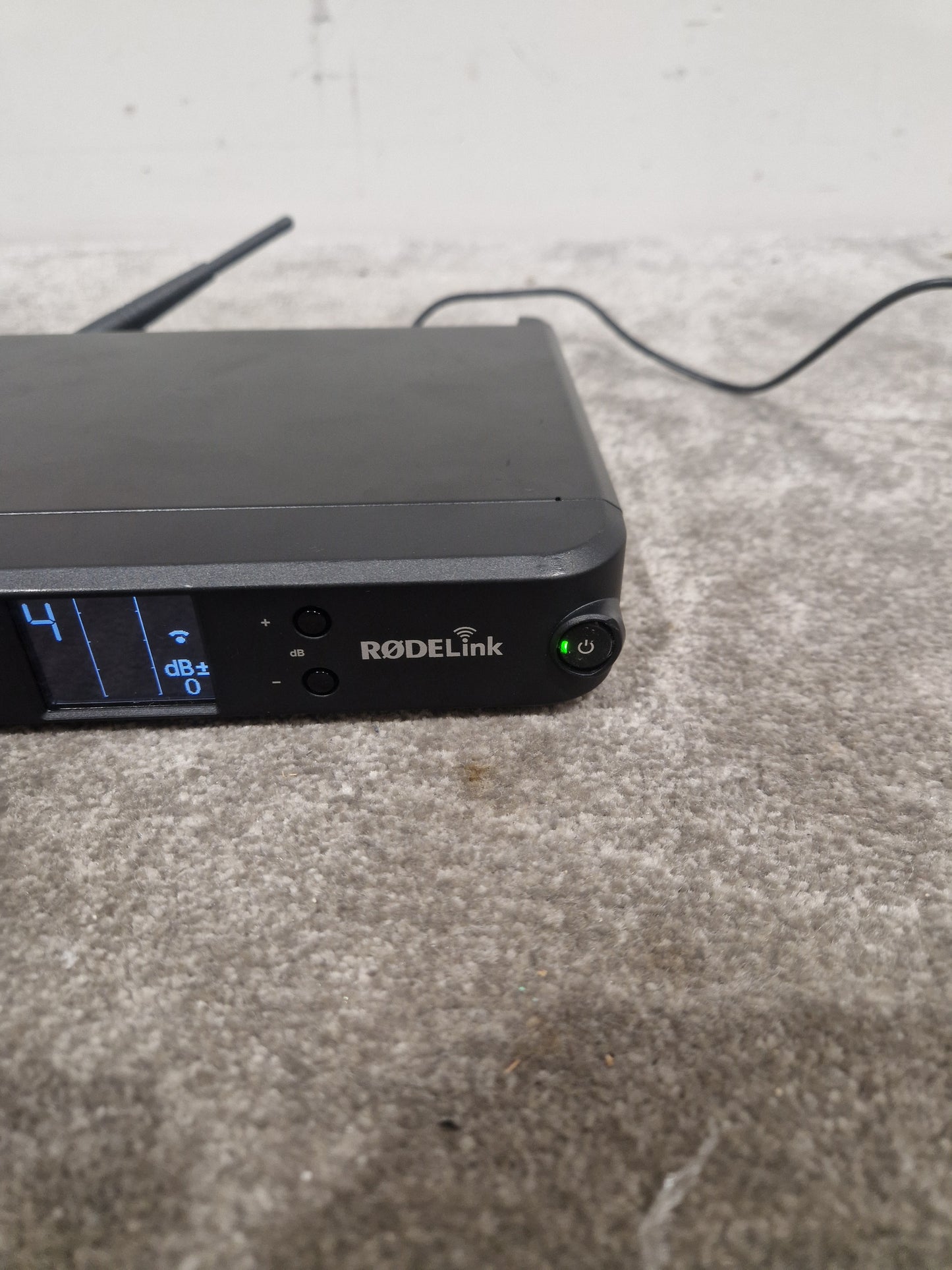 Rodelink RX-DT Transmitter - Professional Audio Transmitter - Good w/ Power Supply