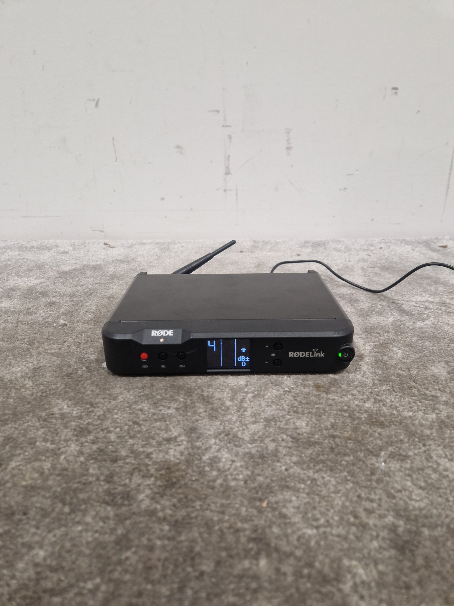 Rodelink RX-DT Transmitter - Professional Audio Transmitter - Good w/ Power Supply